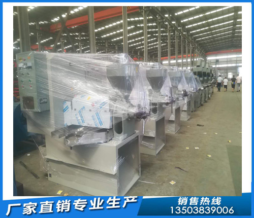 鄭州榨油機廠企鵝機械接待南樂縣領(lǐng)導(dǎo)考察團(圖1)